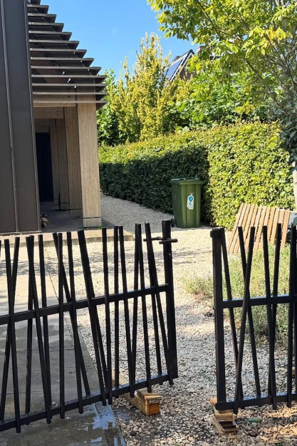 Realisatie Grashekwerk Haren toegangspoort