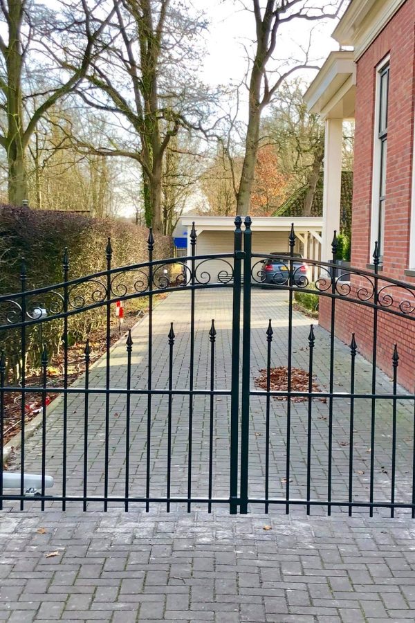 Dubbele poort met elektrische bediening